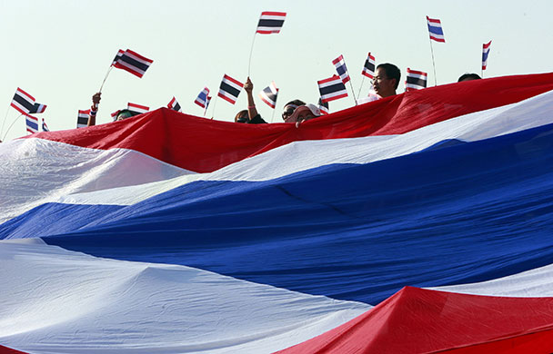 Thailand's red shirt demo: Thainland's red shirt protests continue 