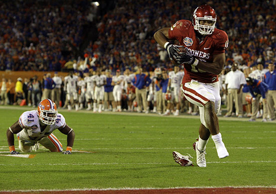 2010 NFL Draft: Jermaine Gresham is selected by Cincinatti in the 2010 NFL Draft