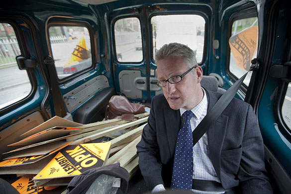 Lembit Öpik  : Lembit Öpik out canvassing in his constituency of Montgomeryshire, Wales 