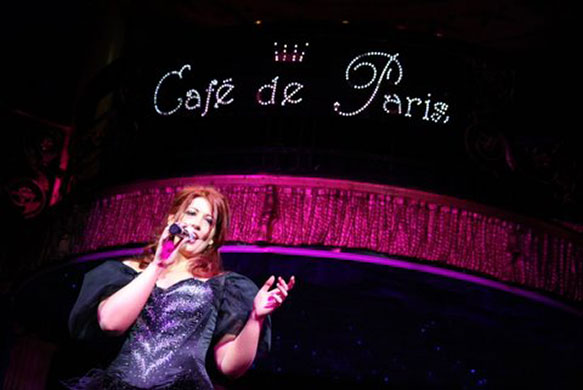 London Burlesque Week: The scandalous Ivy Paige welcomes the audience to LBW 201