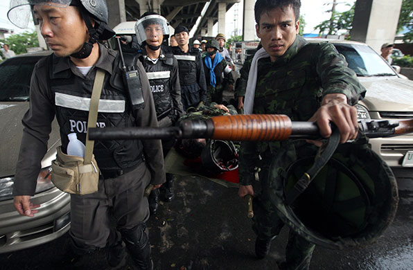 Thailand protests: thai troops block opposition convoy in bangkok