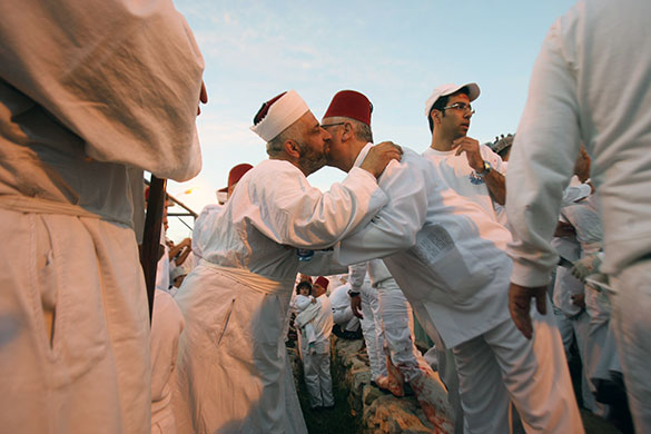 24 hours in pictures: Samaritans celebrate Passover at Mount Gerizim 