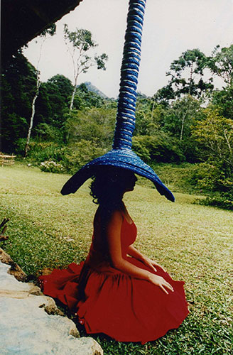 Exhibitionist 0105: Maria Nepomuceno