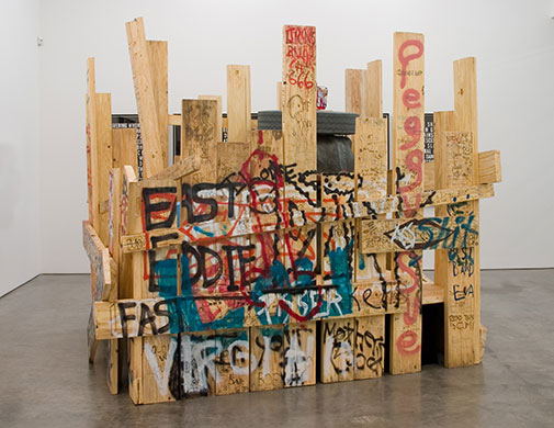 Exhibitionist 0105: Attitude