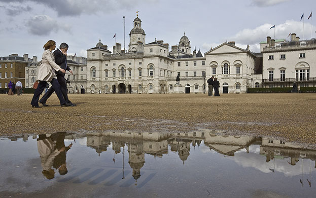 Martin Argles: Gordon Brown and Sarah walk across Horseguards Parade
