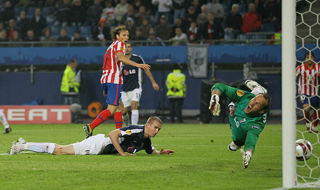 Europa League Final: Forlan makes it 2-1