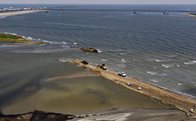 Deepwater Horizon: Gulf Oil Spill Begins To Reach Land :