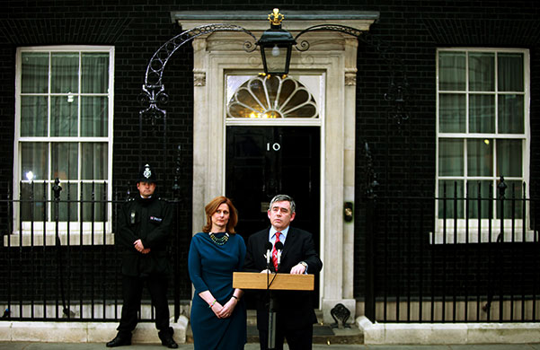 Guardian election: Gordon Brown in Downing Street announcing his resignation as Prime Minister