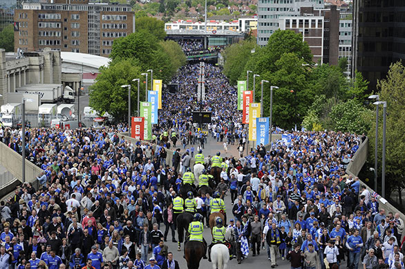 FA Cup Final: Ray Wilkins catches up with former boss Gianluca Vialli