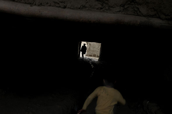 24 hours in pictures: Amputee in Kabul, Afghanistan