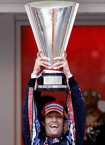 Monaco grand prix: Webberholds the trophy after winning