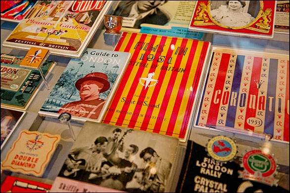 Museum of London: Museum Of London Opens New Gallery Of Modern London