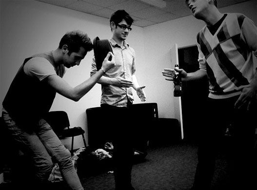 show & tell: Goulding: robot dance