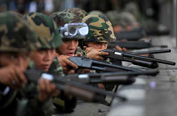 protests in Thailand: Soldiers take position near the protesters camp