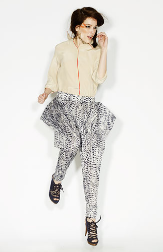 Line-up: Traveller: Warehouse trousers