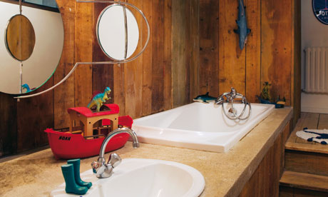 Vintage Bathroom Sinks on Bathroom The Sink And Raised But Sunken Bath Have A Textural Concrete