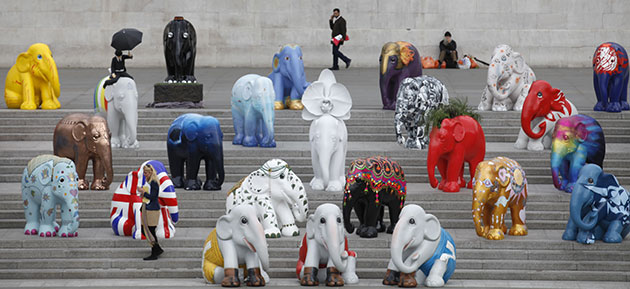 Global animal sculptures: London elephants