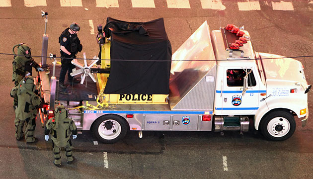 New York car bomb: Members of the NYPD Bomb Squad