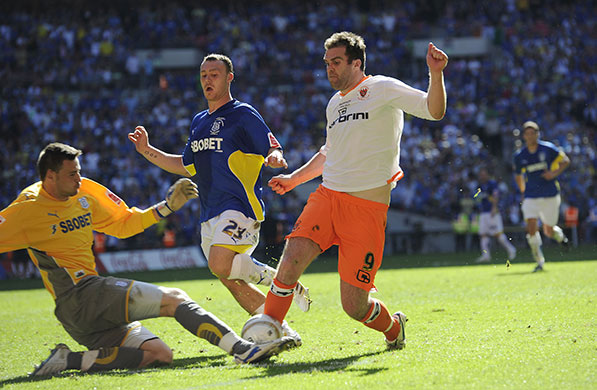 Play Off Final: Marshall saves at feet of Burgess