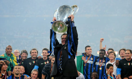 jose mourinho 2010. Jose Mourinho lifts the