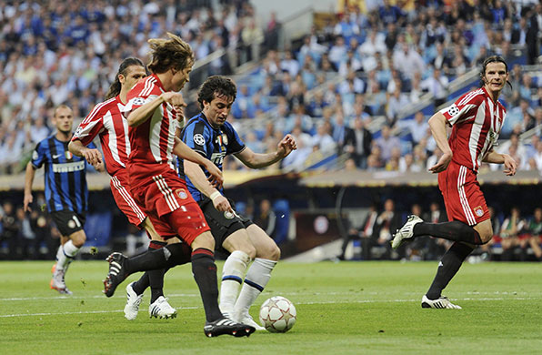 Champions League Final: Inter Milan's Milito scores the opening  goal in the Champions League final