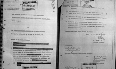 A titkos katonai megállapodást írt alá Simon Peresz és a PW Botha