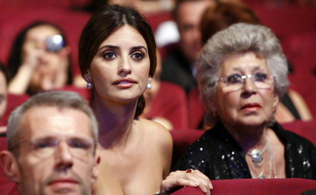 Cannes 2010 closing night: Spanish actress Penelope Cruz 