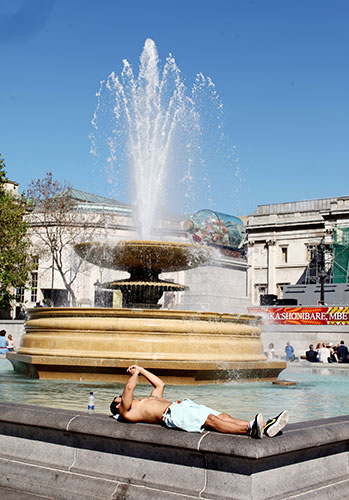 Nelson on fourth plinth: Nelson's Ship in a Bottle on the fourth plinth in Trafalgar Square