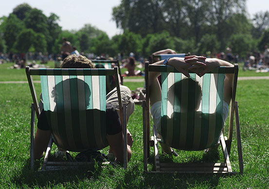 Heatwave: People enjoy the sunshine in Hyde Park, London