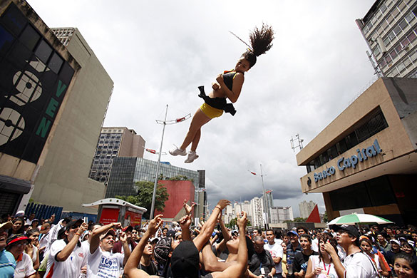 24 hours in pictures: Rally in downtown Caracas, Venezuela