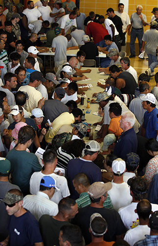 Deepwater Horizon oil rig: oil spill affects wildlife: Tri-State Bird Rescue