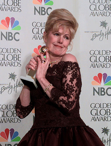 Lynn Redgrave: Lynn Redgrave holds her award for Best Supporting Actress