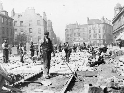 Tram - Princes Street: Workers on Leith Walk construct the old tramline circa 1905