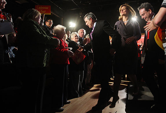 Election 4 May: Prime Minister Gordon Brown with his wife Sarah in Wrexham