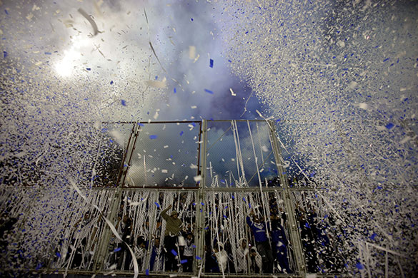 24sport: Velez Sarsfield fans cheer on their team in the Copa Libertadores