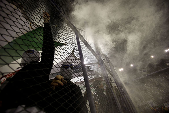 24sport: Velez Sarsfield fans cheer on their team in the Copa Libertadores