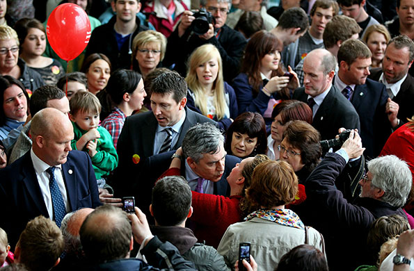 24 hours in pictures: Skelmersdale, UK: Gordon Brown and his wife Sarah visit a shopping centre