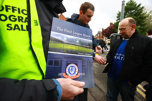 Chesterfield : Commemorative programmes are on sale