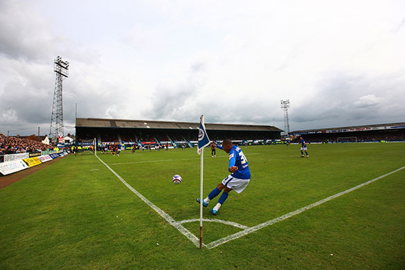 Chesterfield : Chesterfield continue to press in the second half 