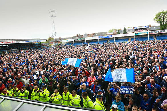 Chesterfield : The fans say their final goodbyes and take photos
