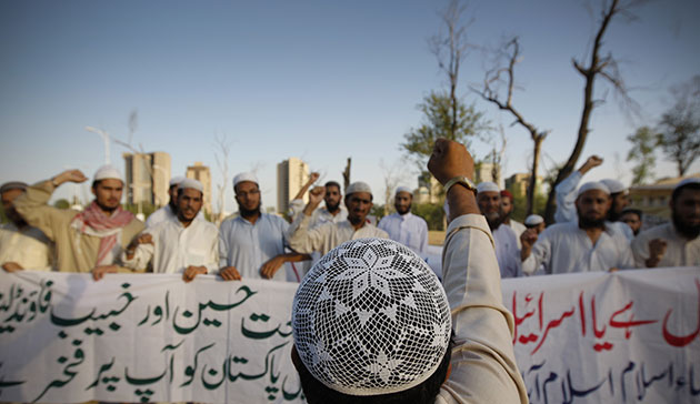 Israel protests: Supporters of the Islamic group Jamaat-e-Islamic chant slogans