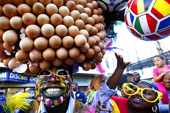 24 hours in pictures: Cape Town, South Africa: Residents support Bafana Bafana