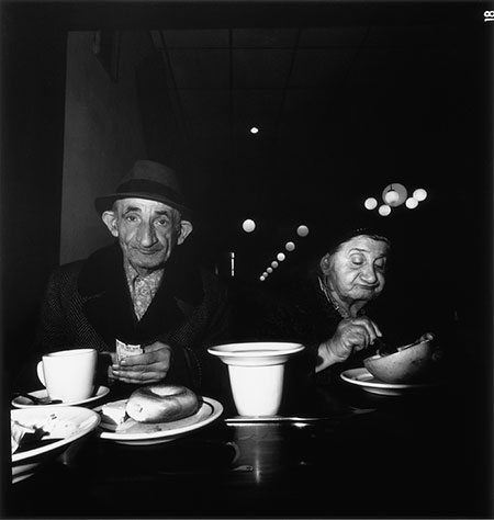 Bruce Davidson: New York City, USA, 1973. The Cafeteria