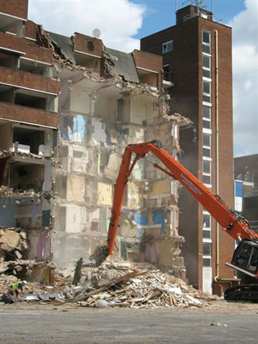 Market Estate Demolition: The final denouement - after 43 years the Market Estate is ripped down