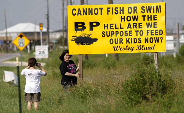 Deepwater Horizon: BP oil spill : protests, demonstrations and signs