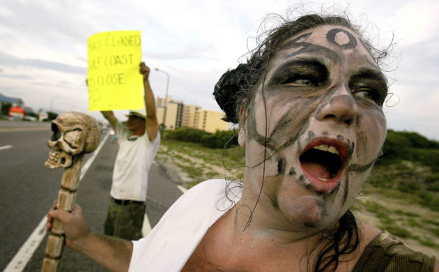 Deepwater Horizon: BP oil spill : protests, demonstrations and signs