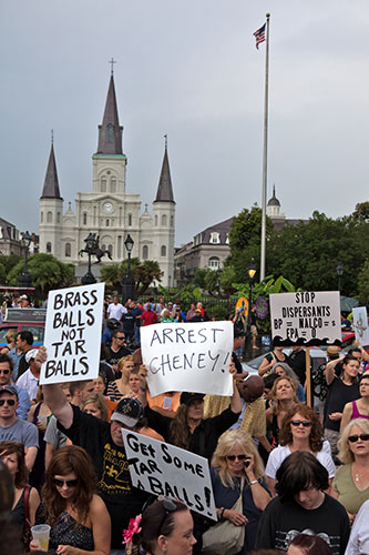 Deepwater Horizon: BP oil spill : protests, demonstrations and signs