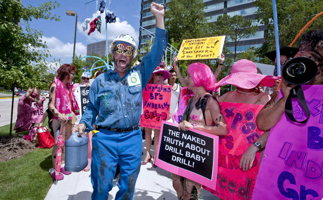 Deepwater Horizon: BP oil spill : protests, demonstrations and signs