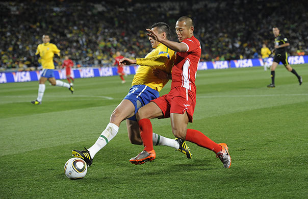 Brazil versus North Korea: Lucio struggles to contain Jong Tae-Se