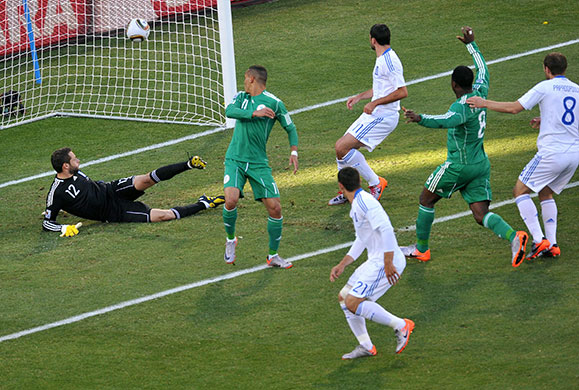 footy: Nigeria vs. Greece